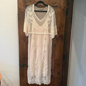 Boho Lace Dress: Size: M